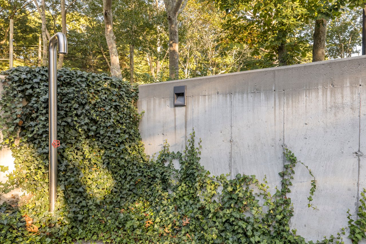 73 Laurel Lane, Sag Harbor 