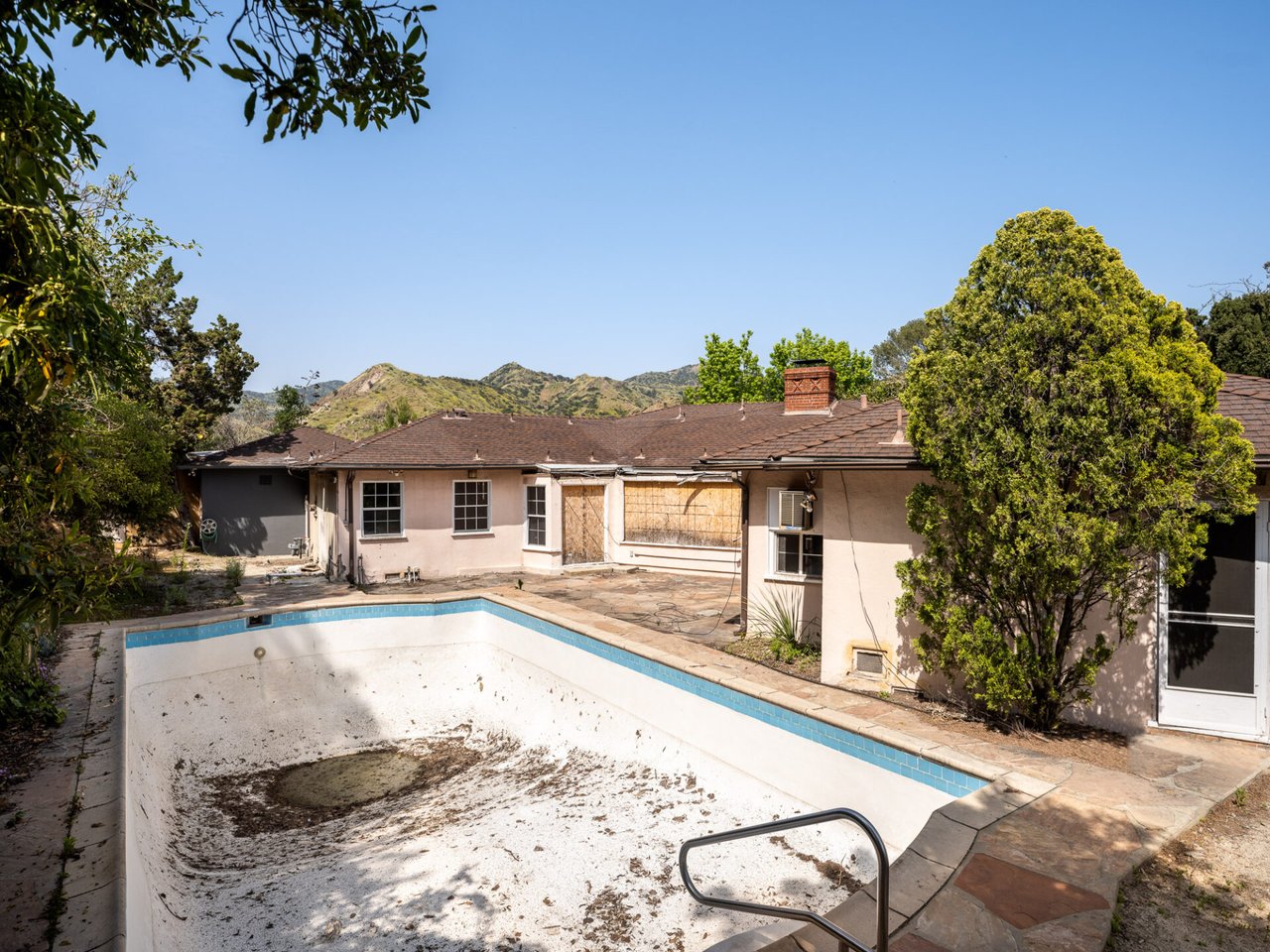 2511 Mount Beacon Terrace