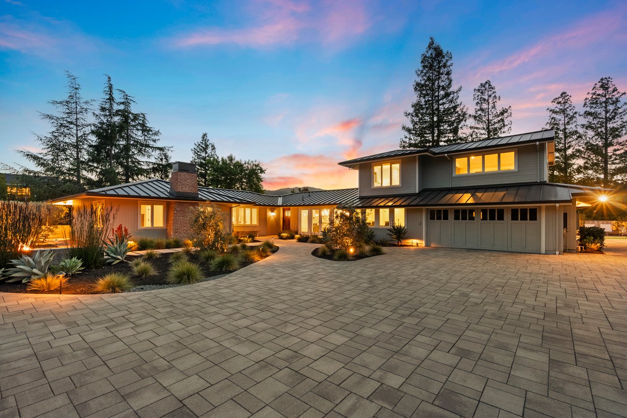 114 Nina CT