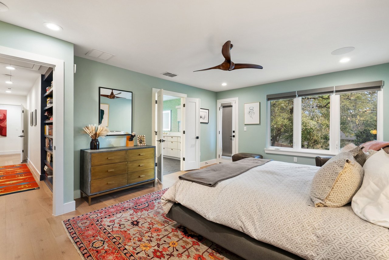 Balcones Mid-Century Modern Retreat