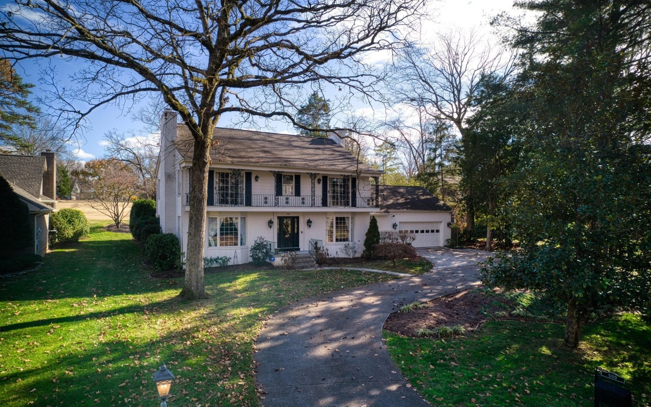 Wallace Luxury Spotlight | 509 Augusta National Way Farragut, TN 37934