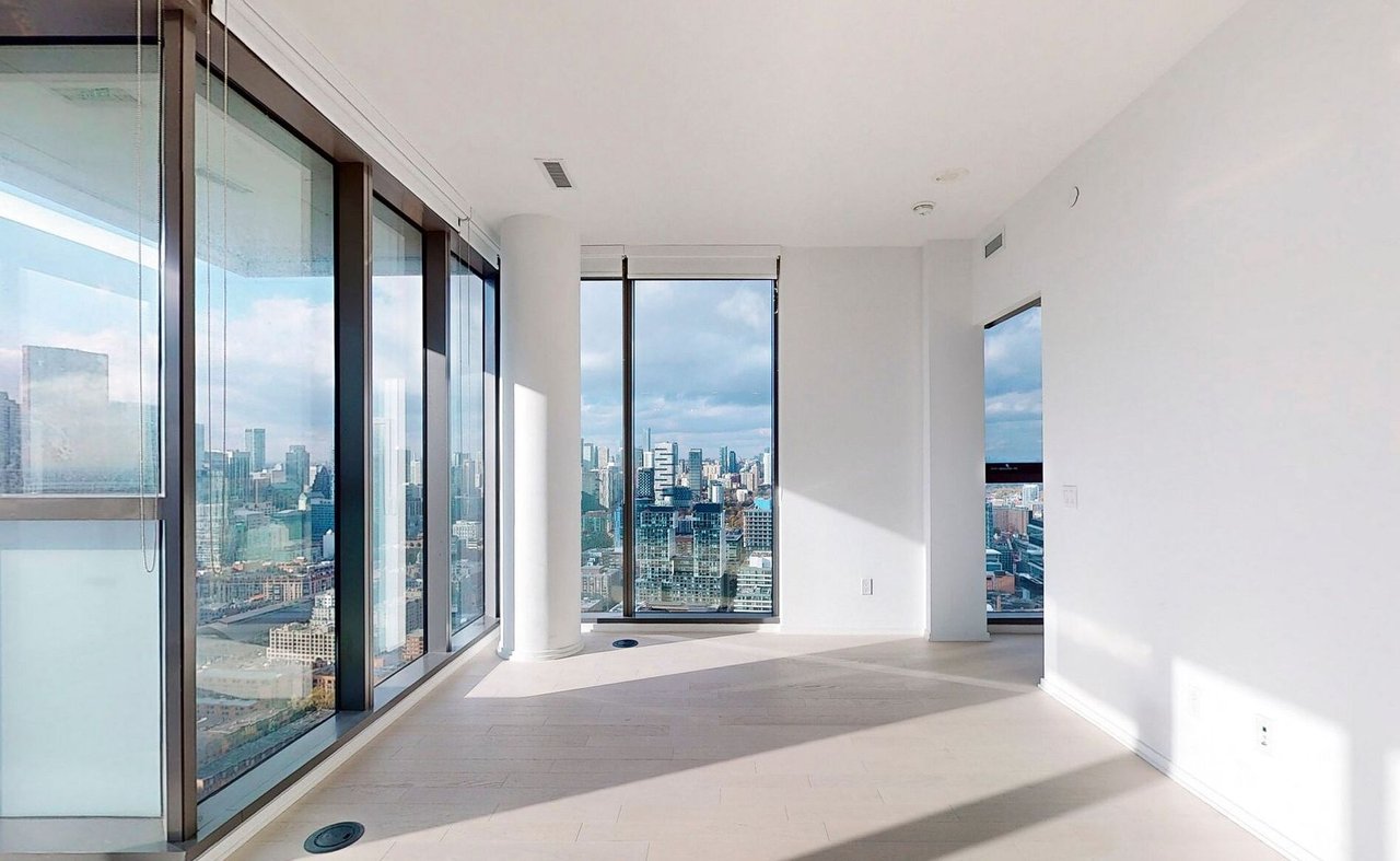 16 Bonnycastle Street Unit: 4202 