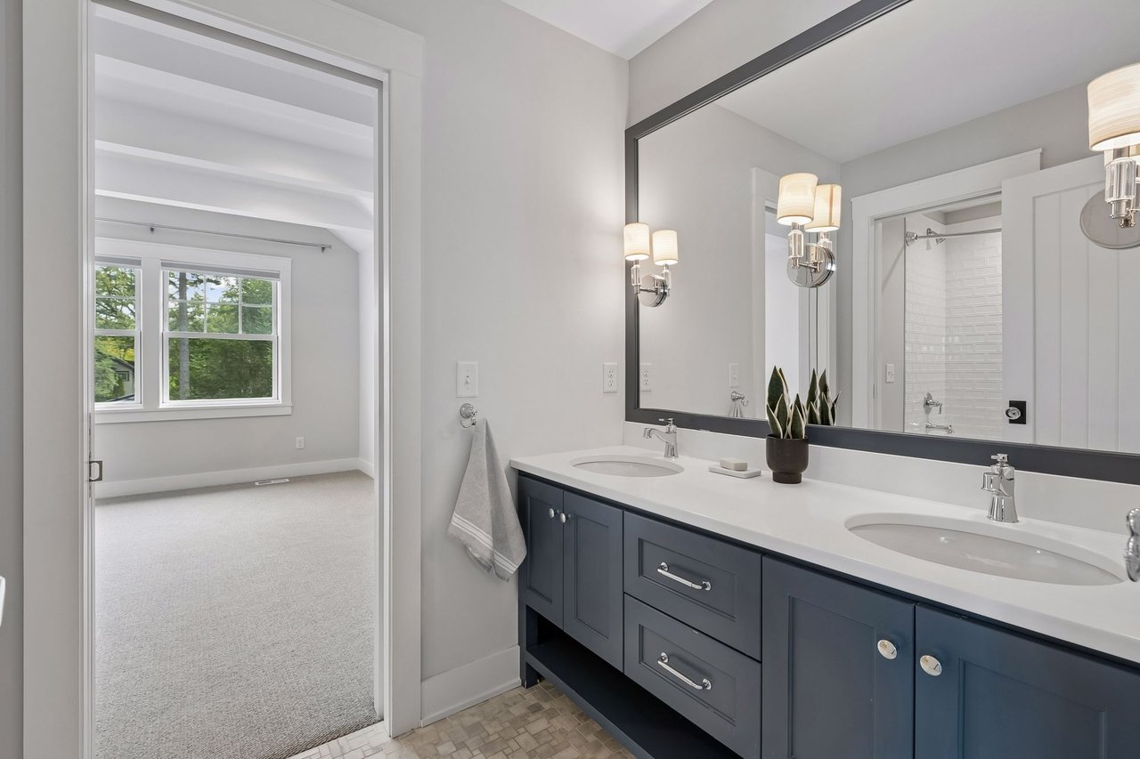 4240 Sidell Trail, Edina