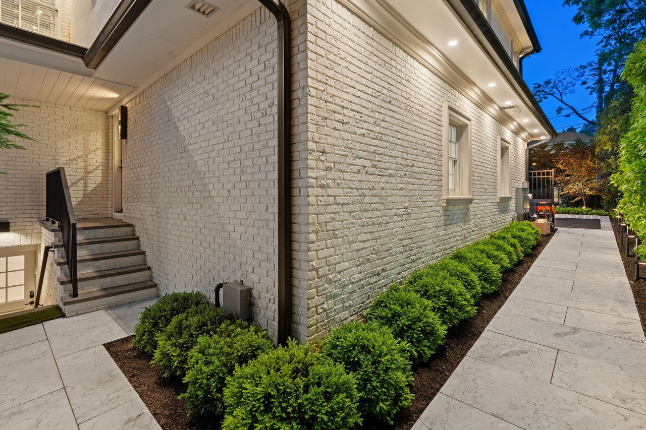 306 Hutchinson Road