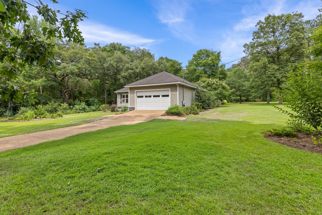 2088 N Williams Street Metcalf, GA