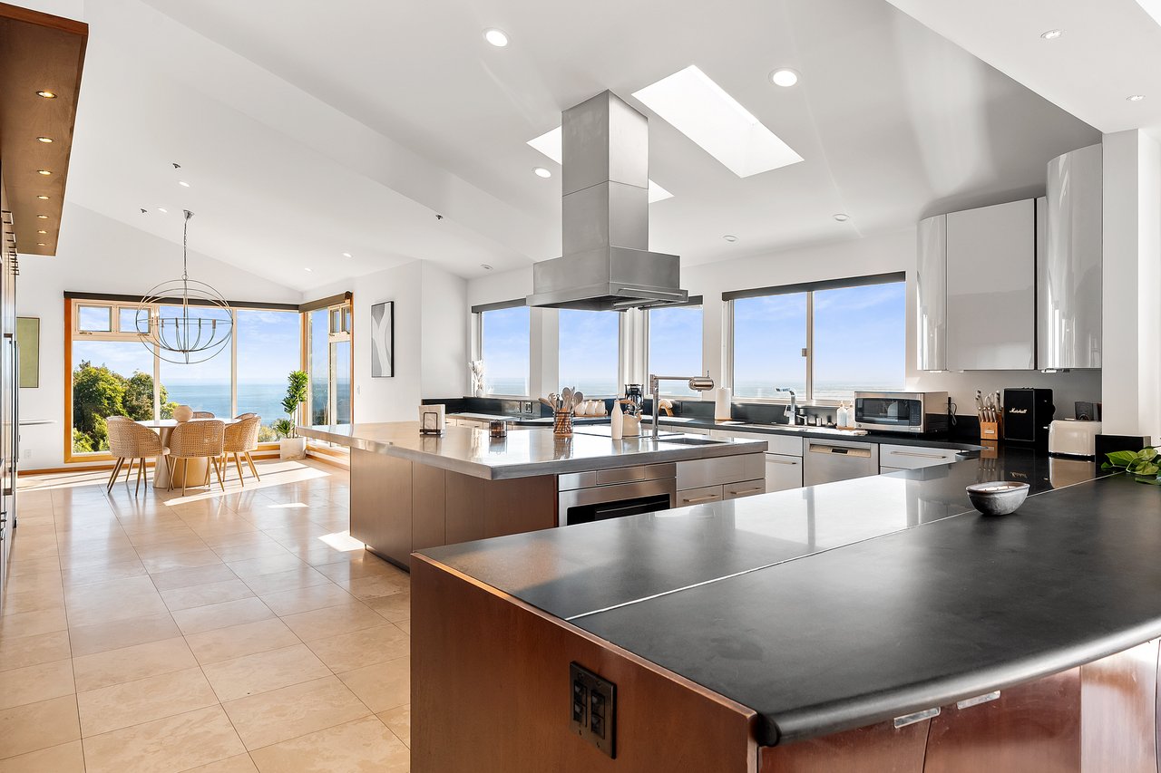 Casa Bianca by Oraklus