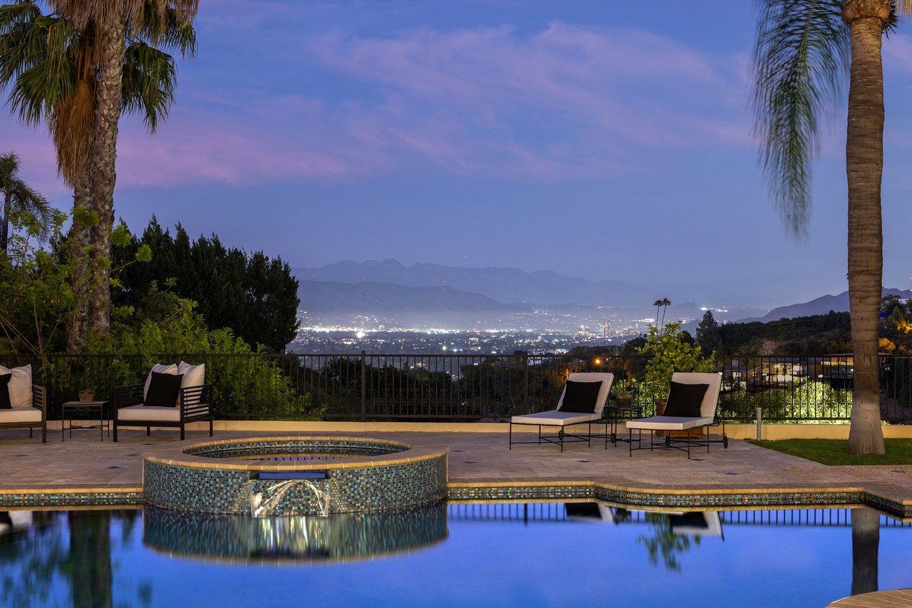 3364 Clerendon Rd, Beverly Hills 
