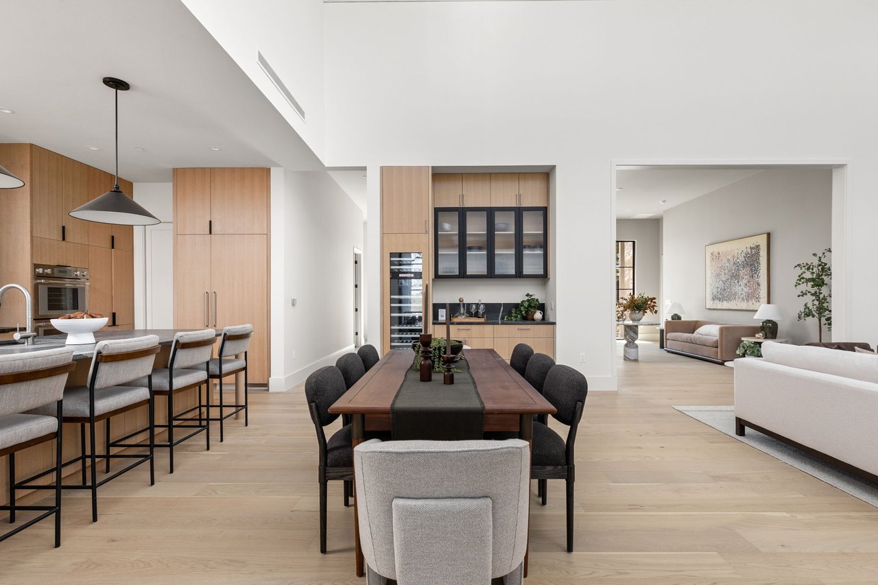 Forest Hills Residence