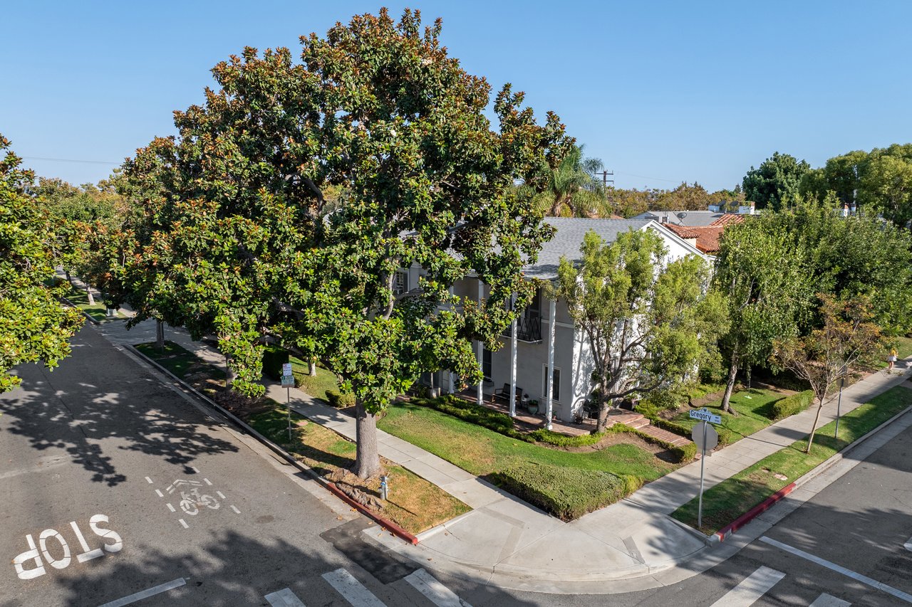 9762 Gregory Way, Beverly Hills 