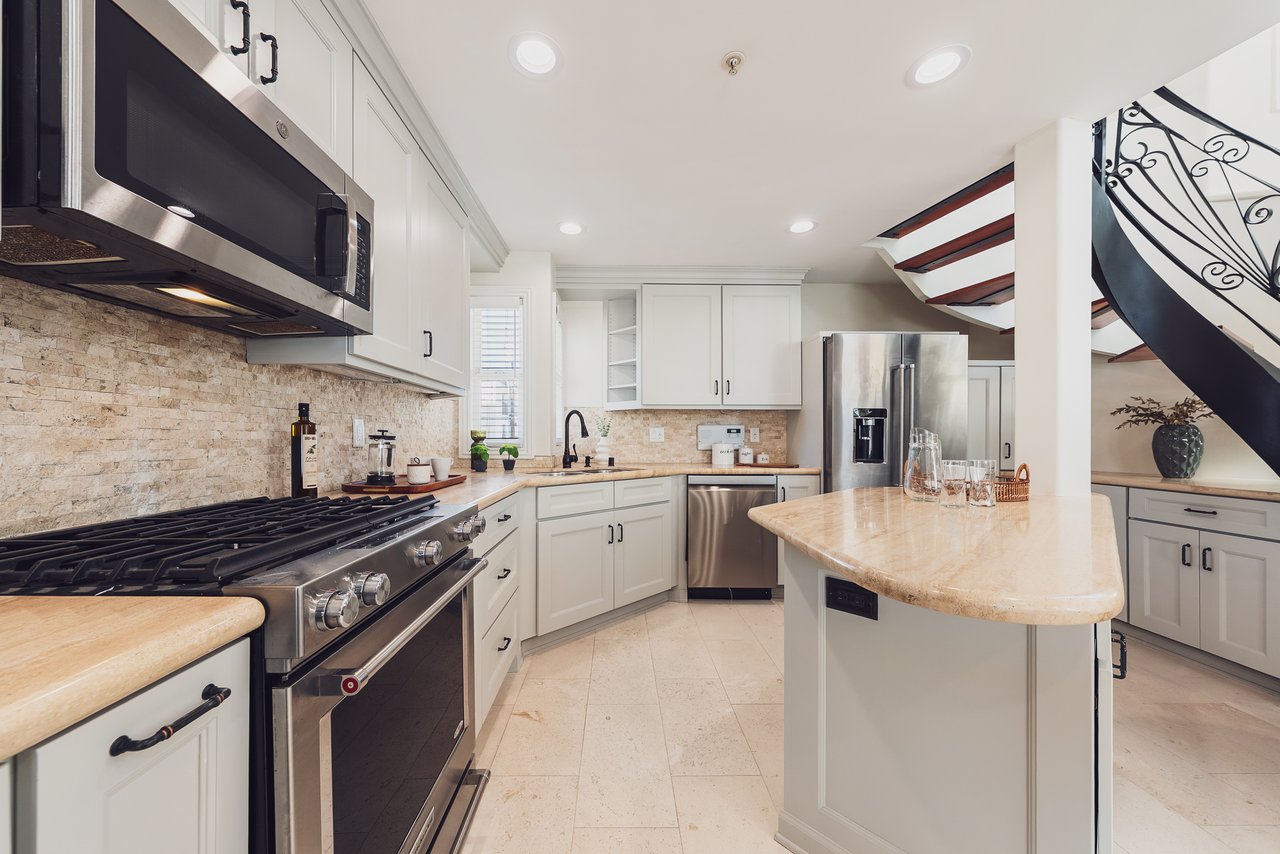 844 3rd St Unit: 5, Santa Monica 