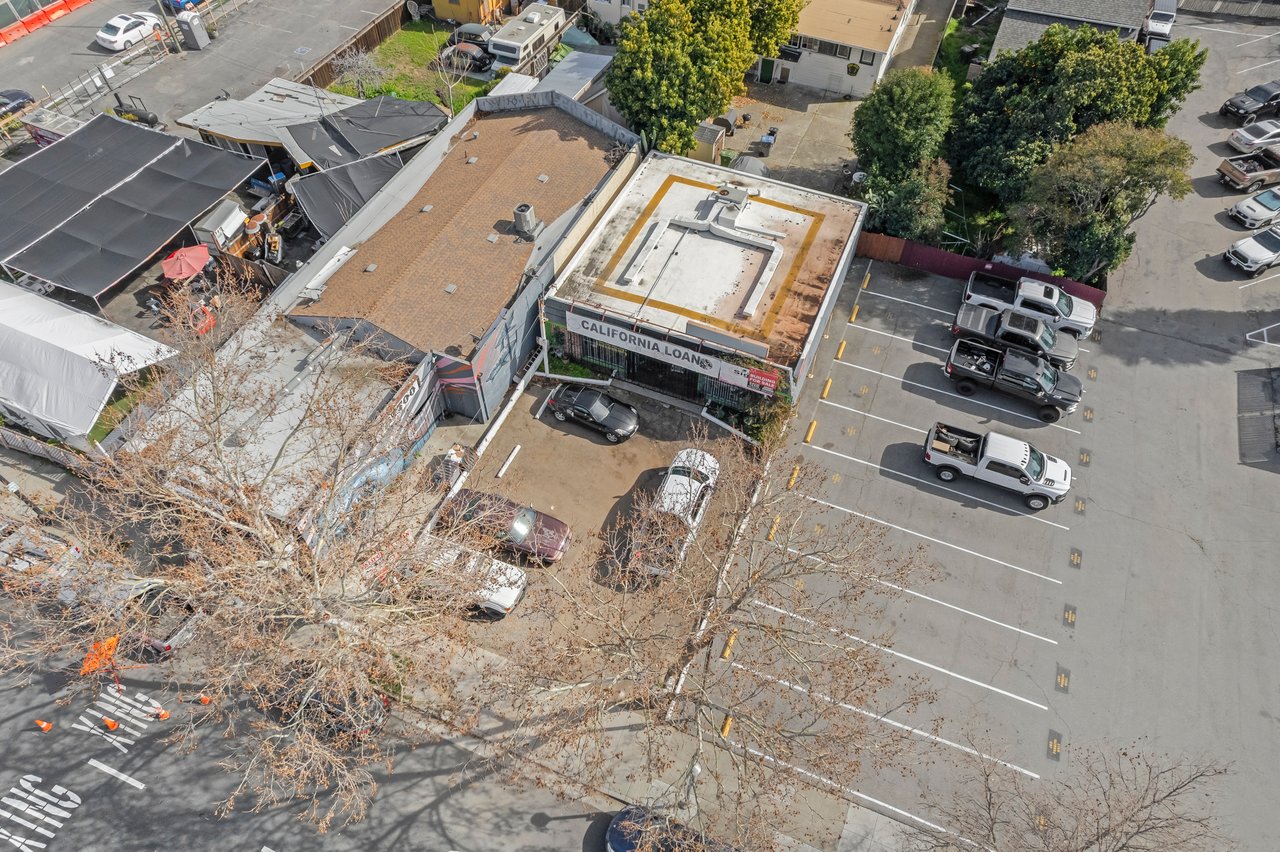 1,598 SF Retail Owner User Opportunity