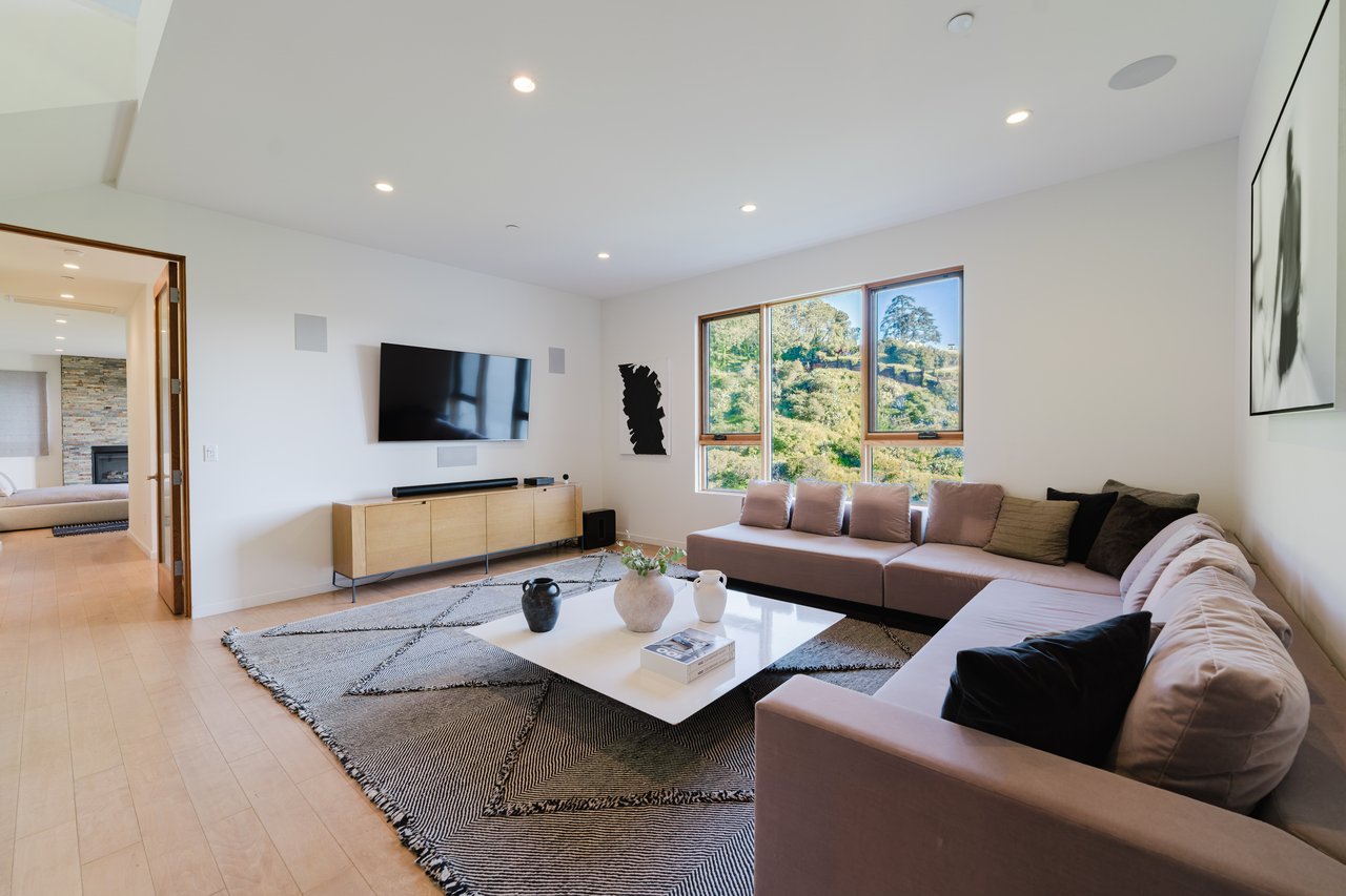 10110 Cielo Dr, Beverly Hills