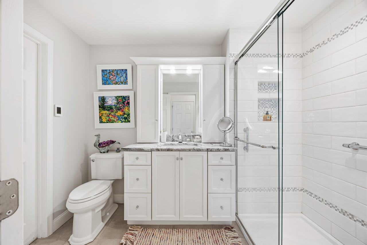 18 Whistler Landing