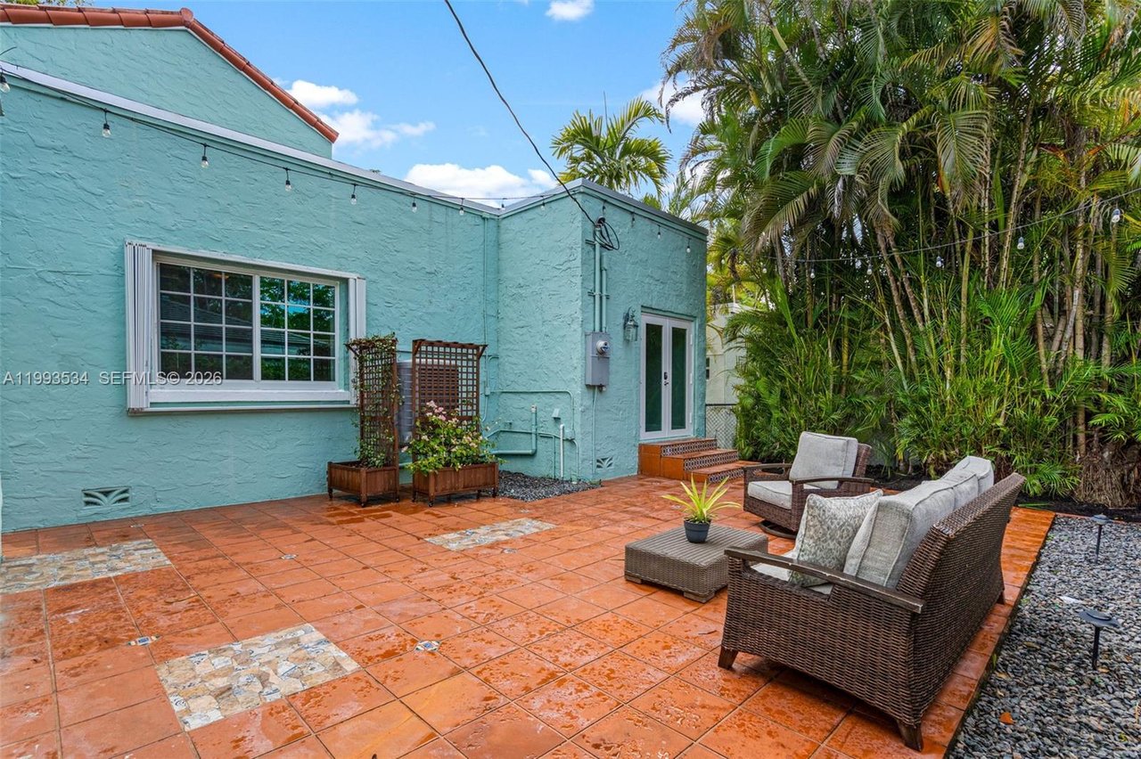 1209-la-mancha-avenue-coral-gables-fl-home-for-sale