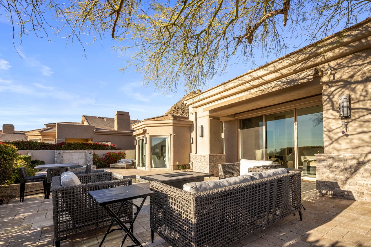 11129 E JUAN TABO Road