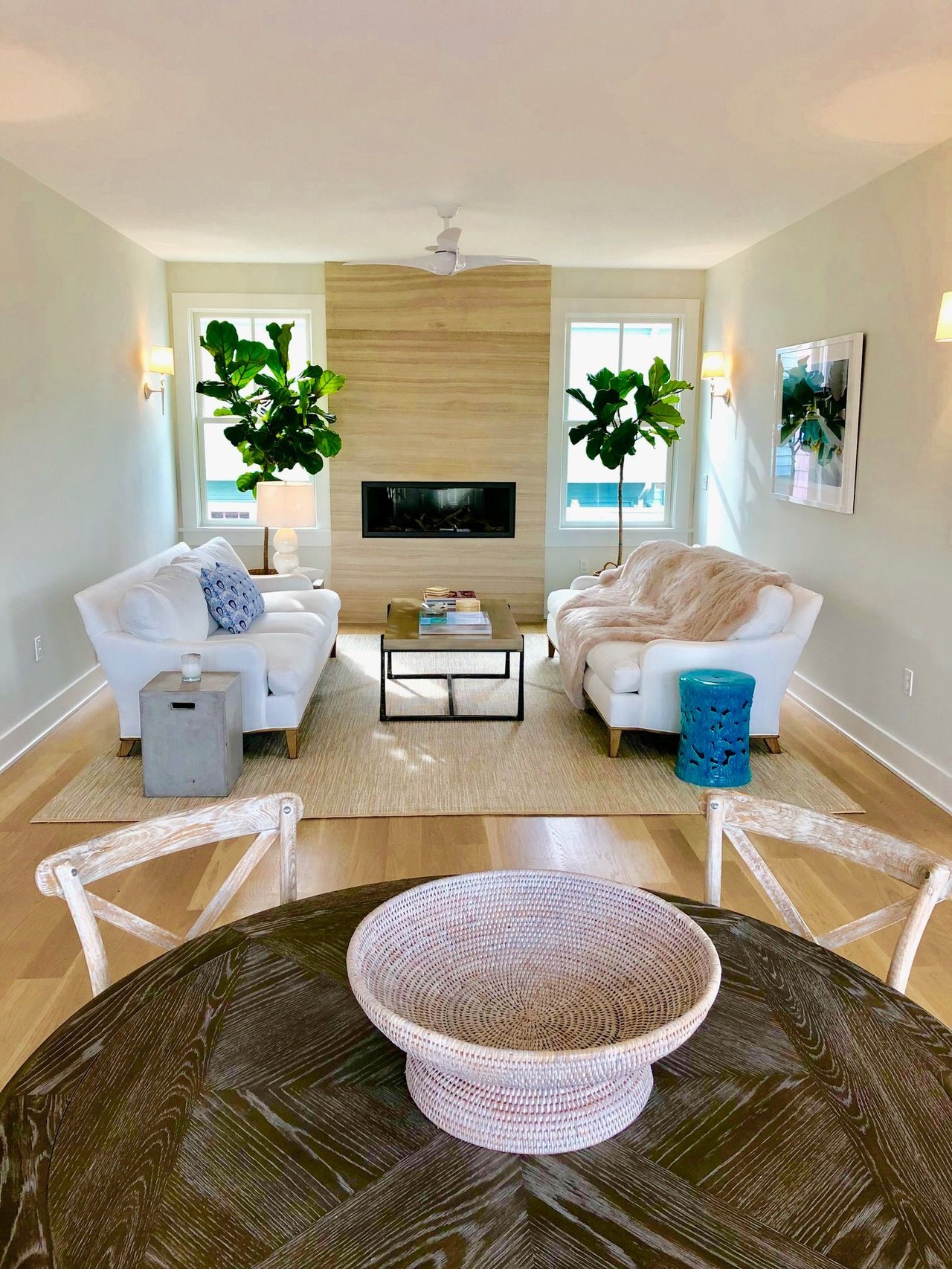 #103 Exclusive Curtis Point