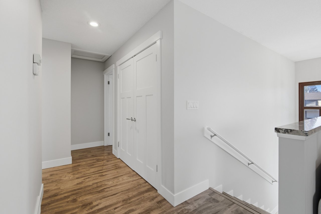 88 Woodfield Crescent SW