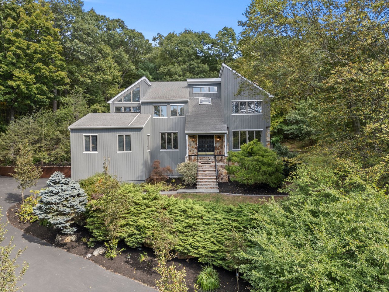 10 South Glen Road