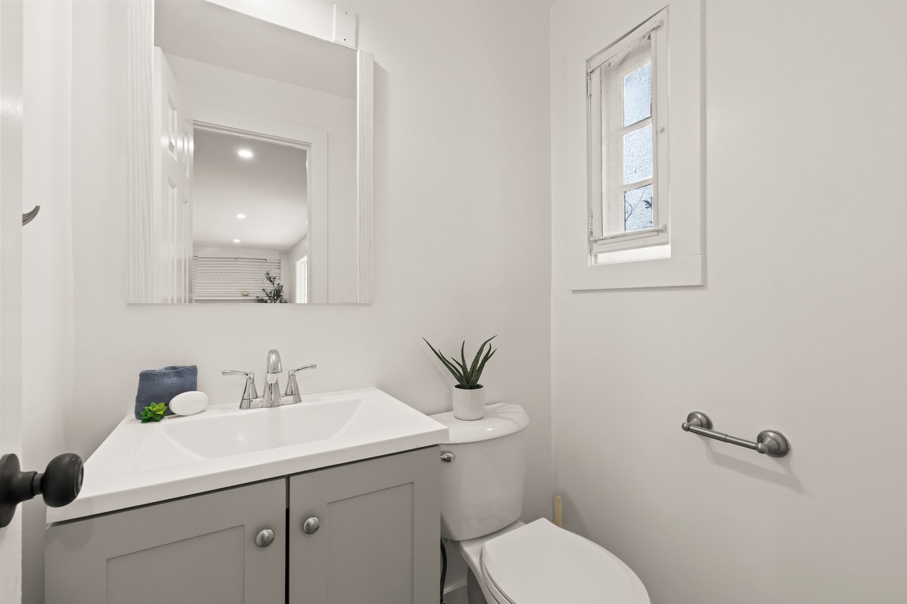 Renovated. Private. Prime Deerfield location.