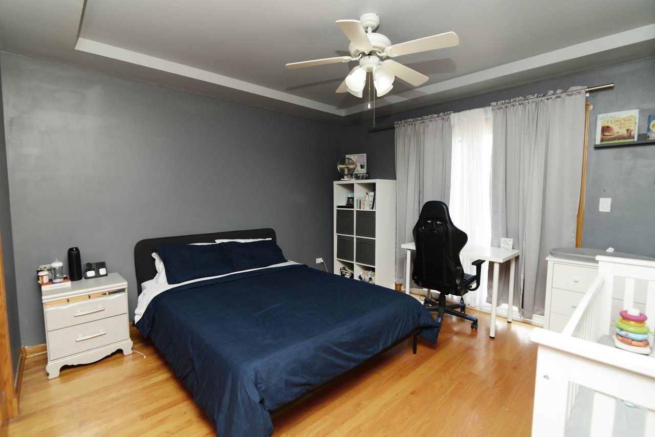 6616 S Knox Avenue, Chicago IL