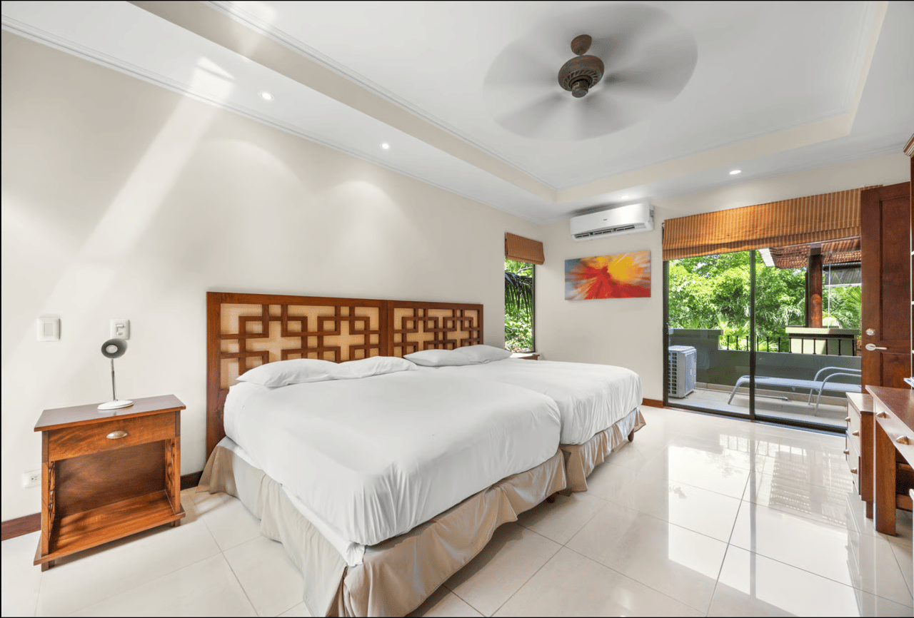 Villa Carao 12 | Luxury Golf Course Estate in Reserva Concha