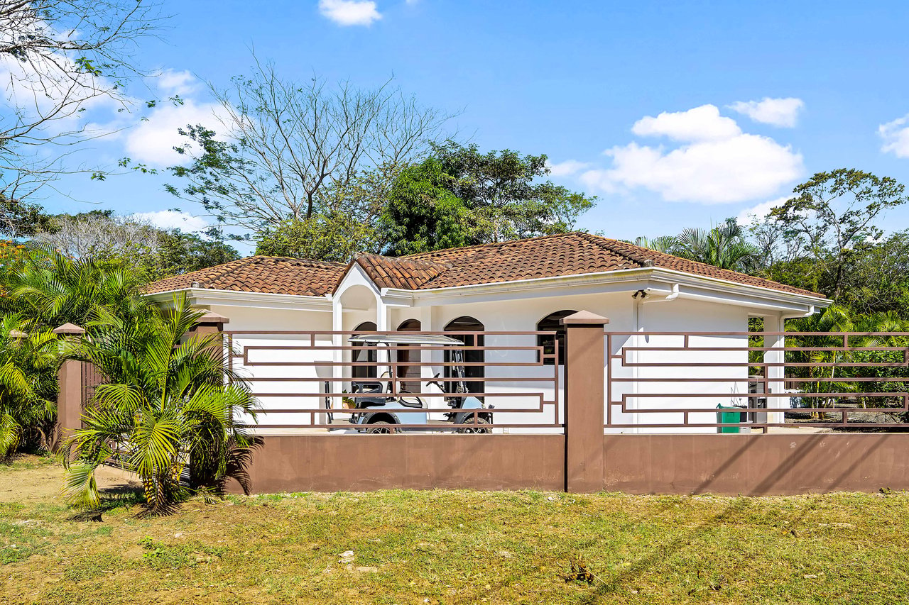 Casa Miel | Stunning 2-Bedroom Home Steps from Playa Potrero's Beaches & Dining.