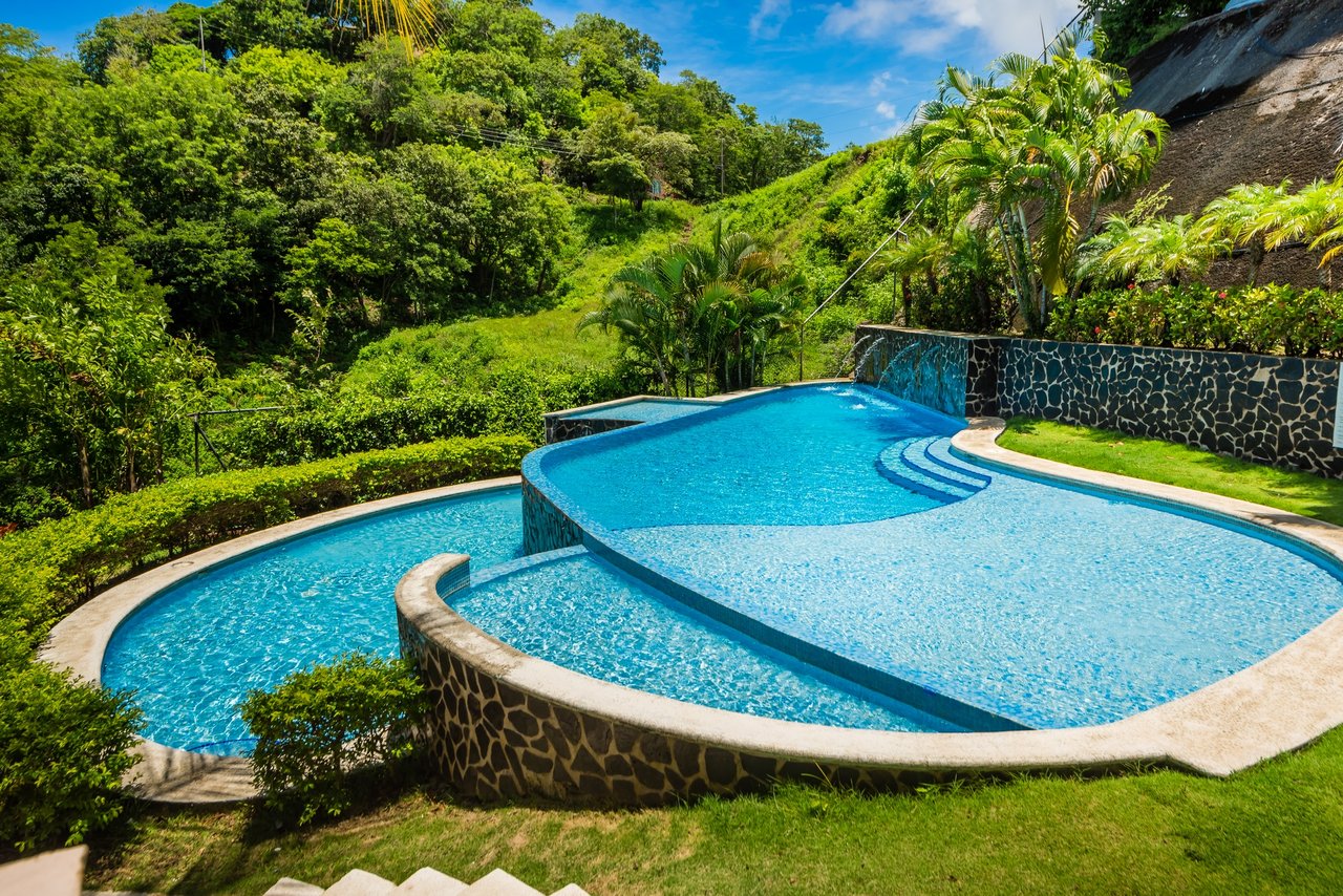 Flamingo Towers Penthouse #32 | Stunning ocean views with the luxury of condo living at Flamingo Beach!