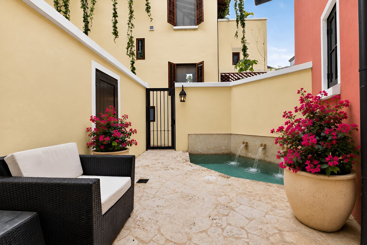 16 Avenida La Antigua | Renovated Turn- Key Living in the Heart of Las Catalinas