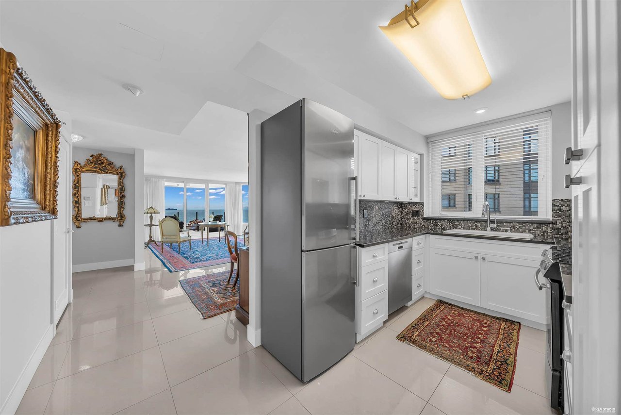 903-2280 Bellevue Avenue