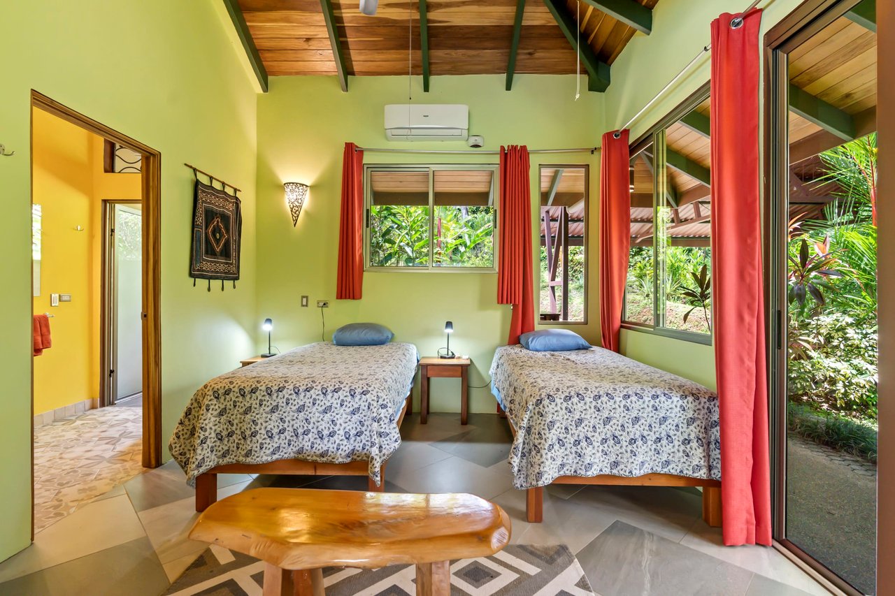 Casa Loro Verde,  Rainforest Jungle Retreat Home on 5.24 Acres in Portalon!