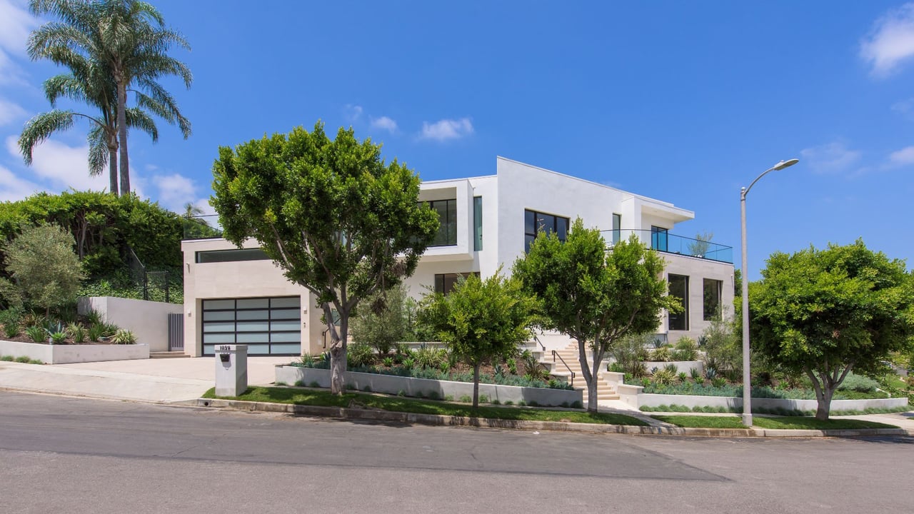 1059 Maybrook Dr