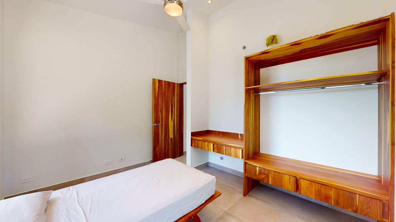 Exquisite Modern Retreat with Ocean and Mountain Views in Ojochal, Costa Rica