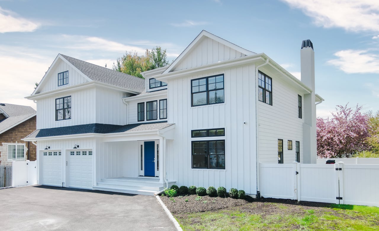 90 Montrose Ave