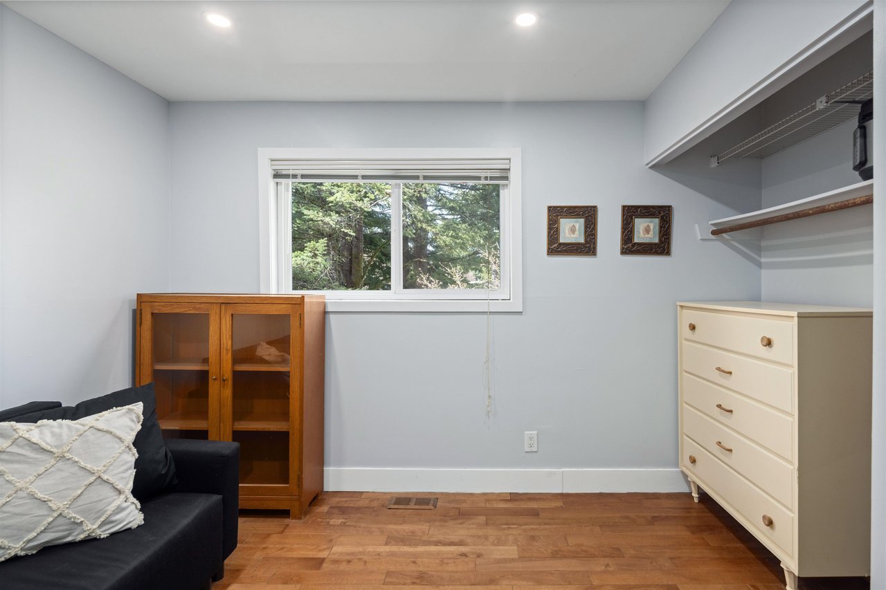 2544 Orkney Wy