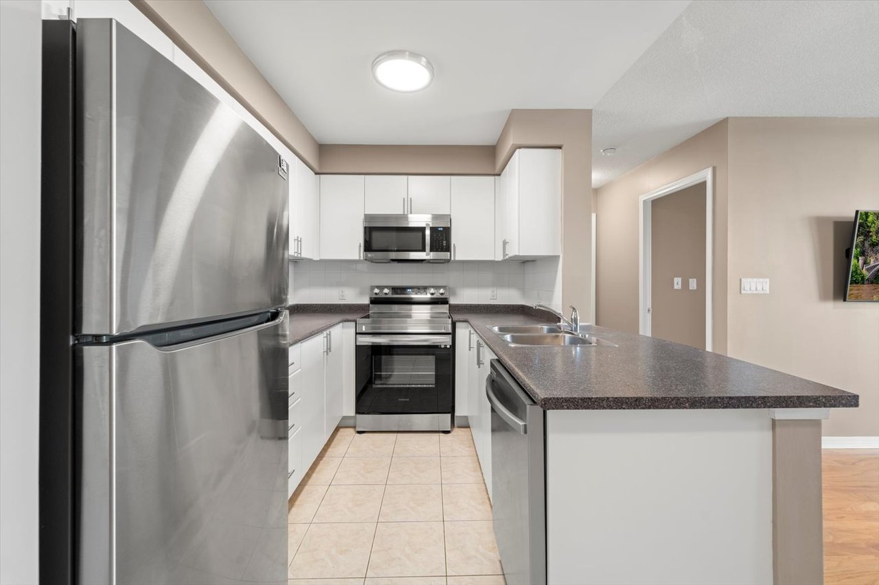 4879 Kimbermount Ave 401