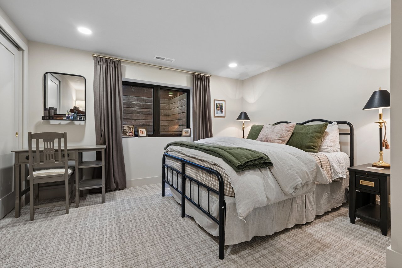 2110 Craig Drive