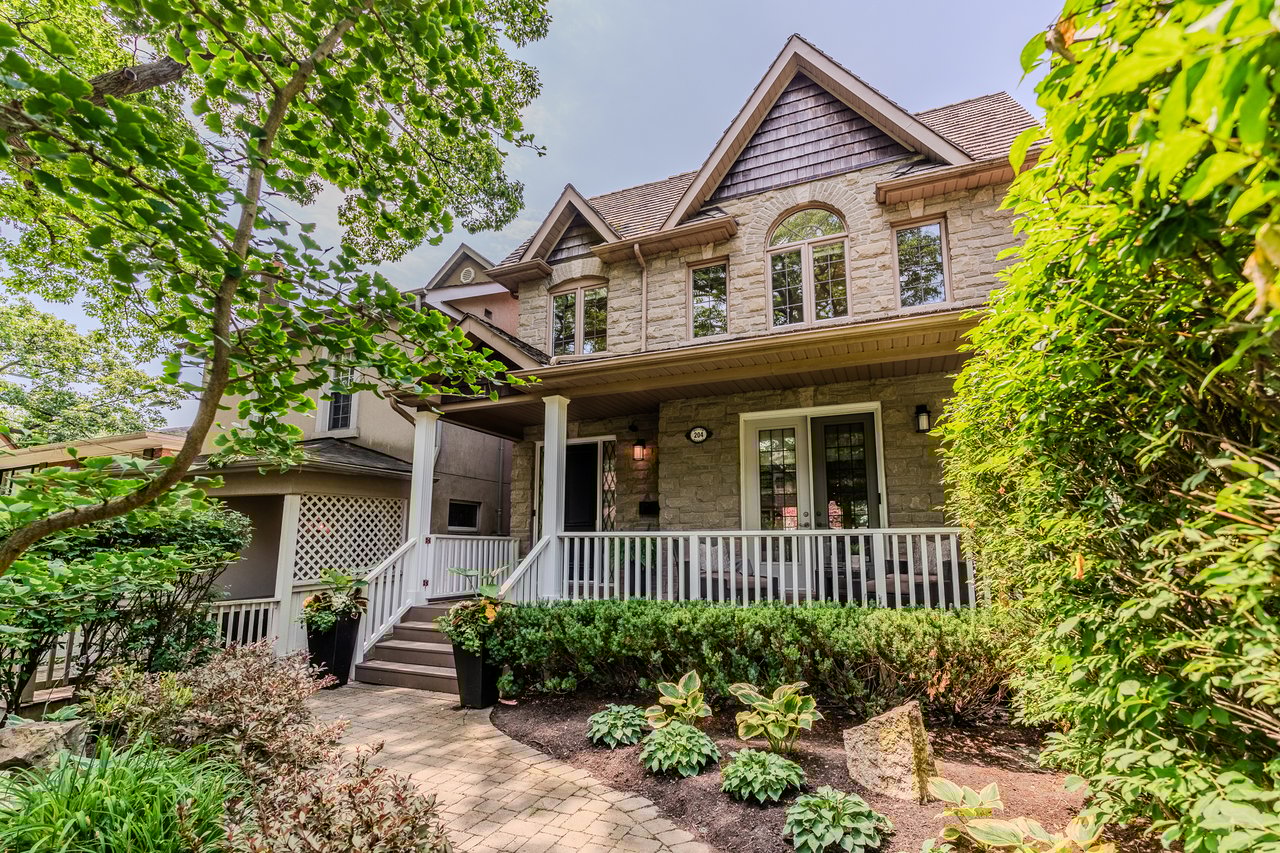 204 Willow Ave