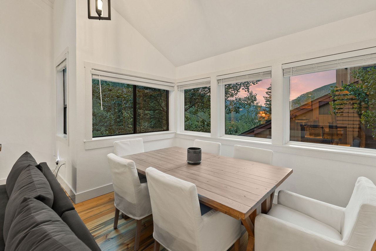 Booth Falls - 4 bedroom 