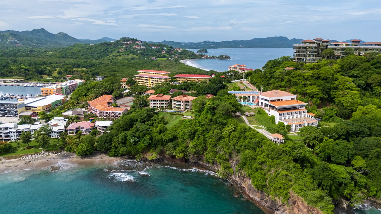 Punta Plata 517 | Ocean View & Beachfront Condo for Sale in Flamingo, Costa Rica