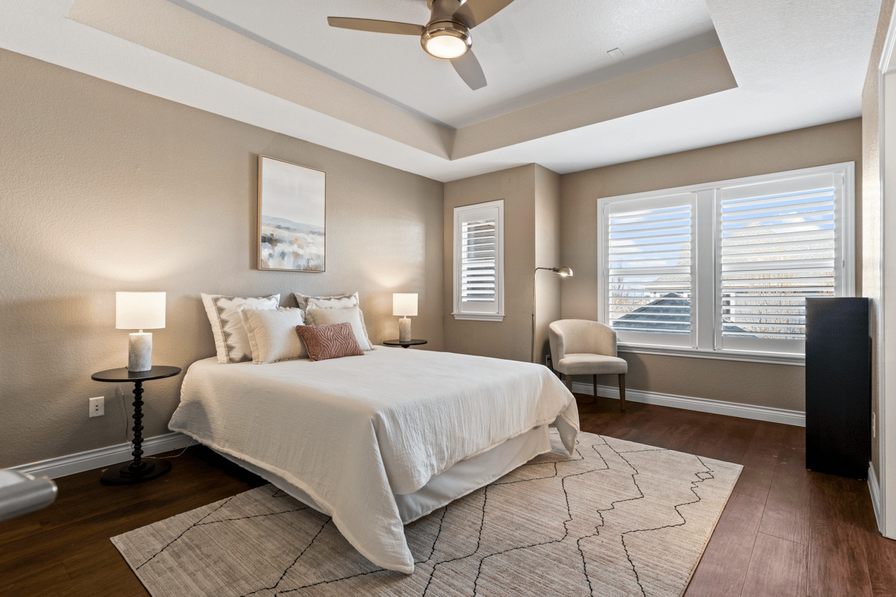 Just Listed: Welcome to this Lovely Central Park Home!