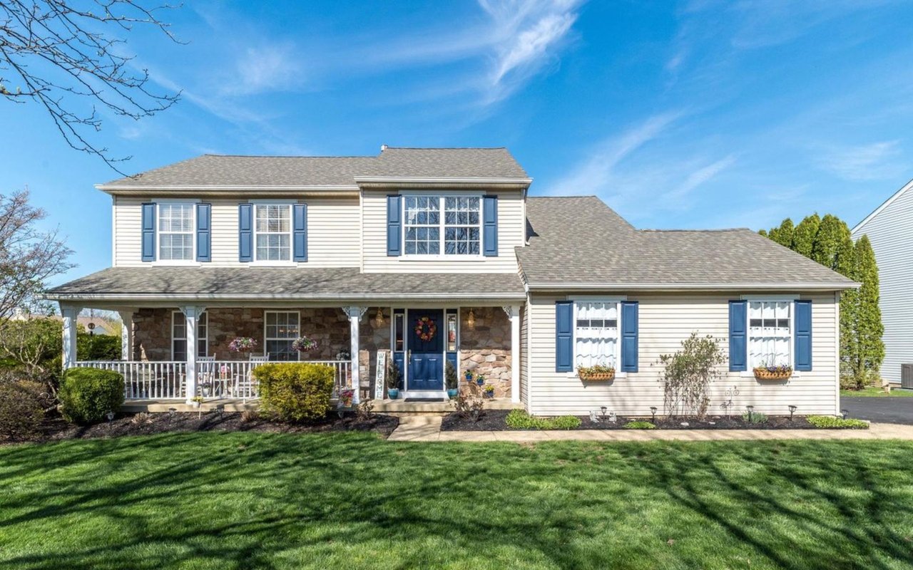2233 Fir Ct