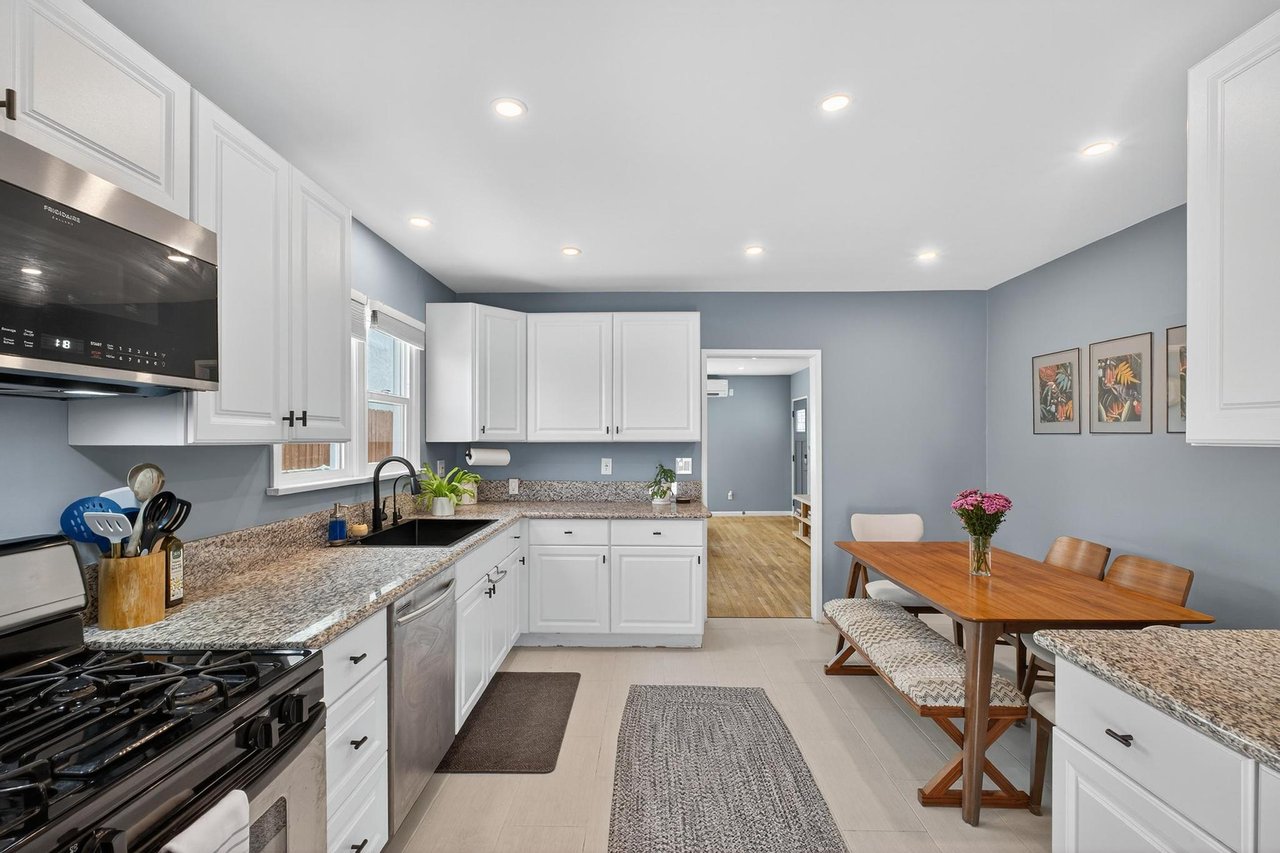 4813 W 130th Street