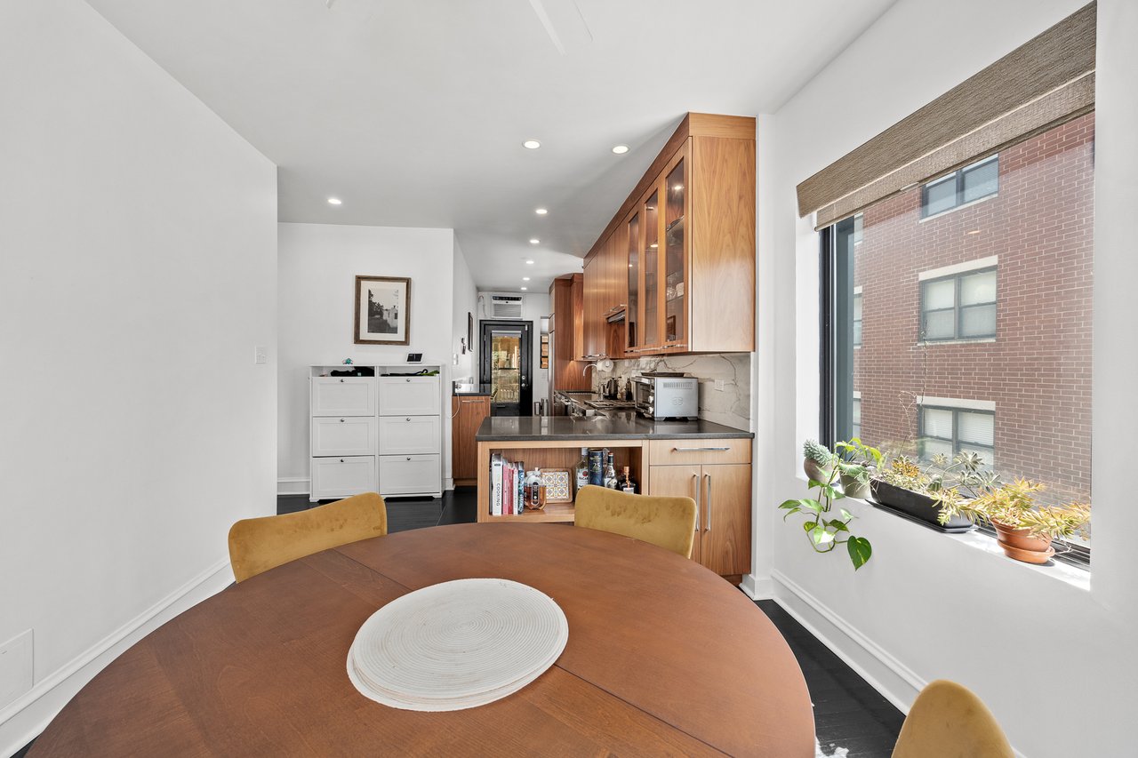 7631 N Eastlake Terrace Unit: 2A-3A