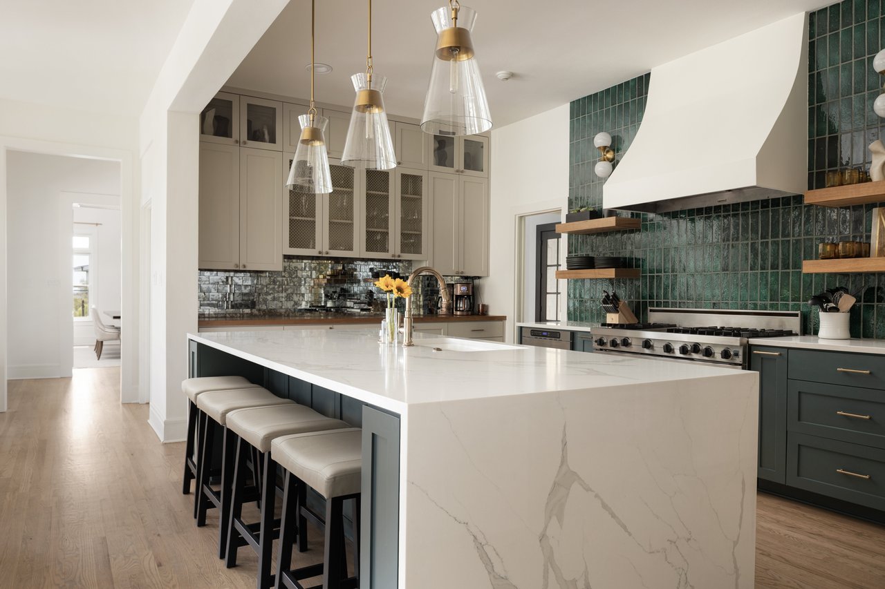 402 Graciosa Cove