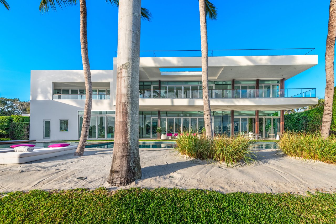 April 2025: OKTO’ Estate on La Gorce Island, Featuring 260 Feet of Waterfront, Sells for Record $75 Million