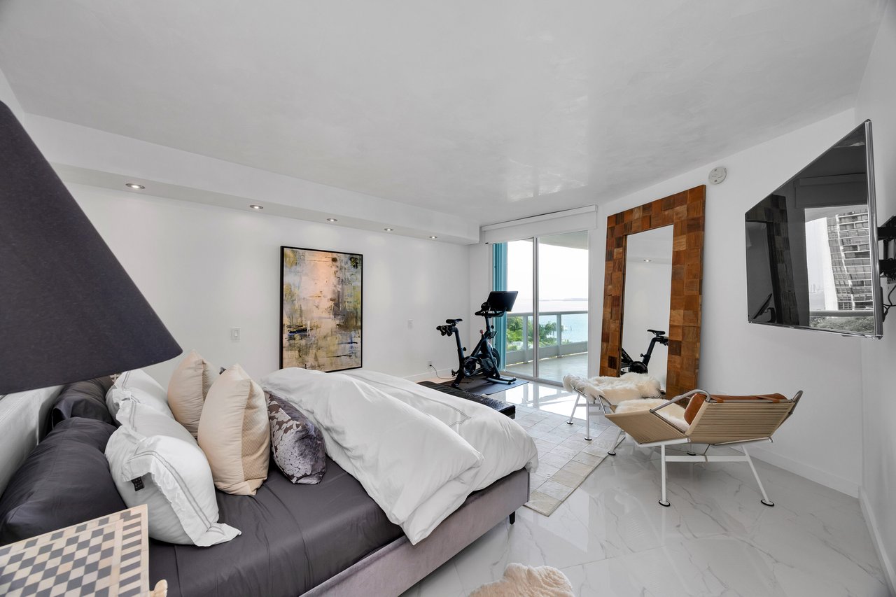 Unparalleled Waterfront Living at Bristol Tower