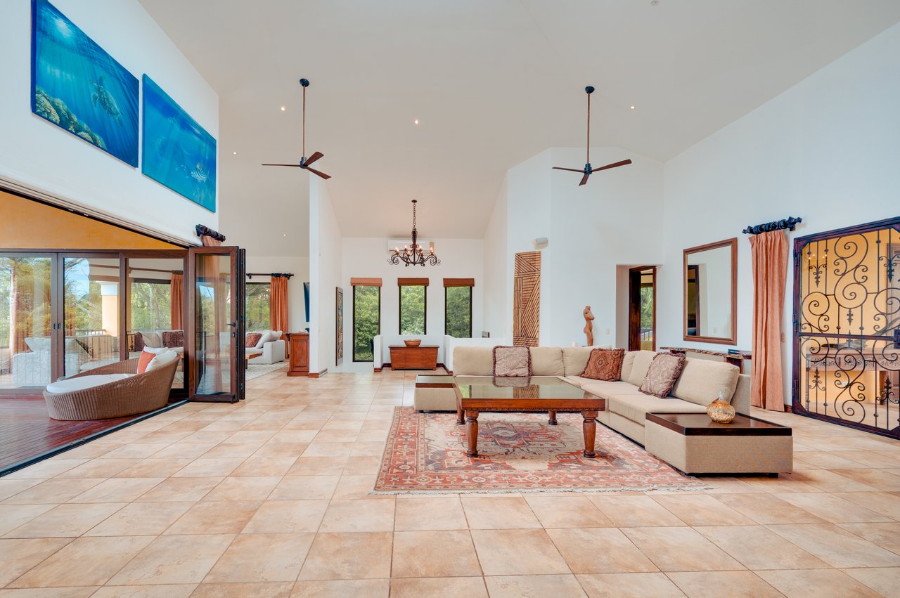 Casa Neptuno Beachfront Home  - Hacienda Pinilla