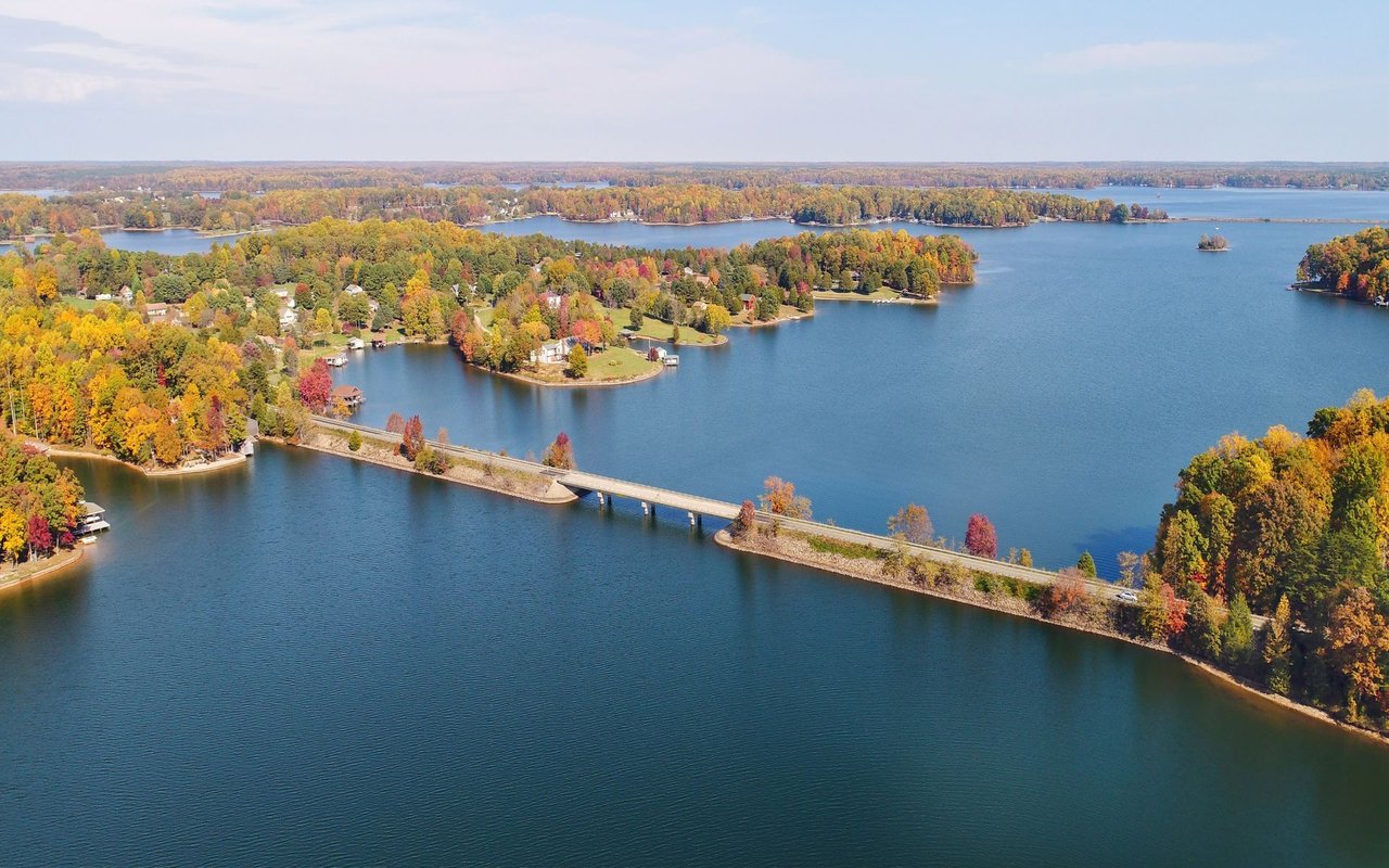 Lake Anna Private Side