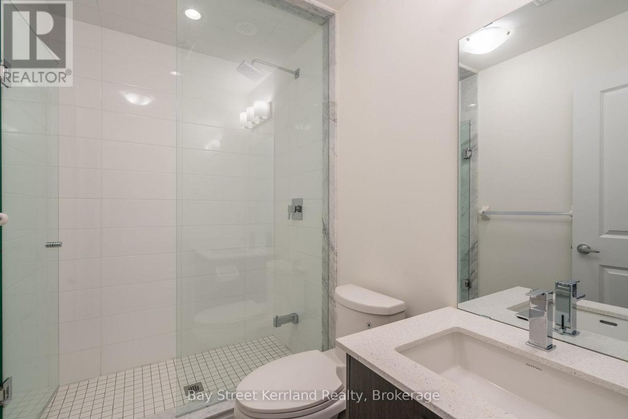 52 Holmes Ave W #5