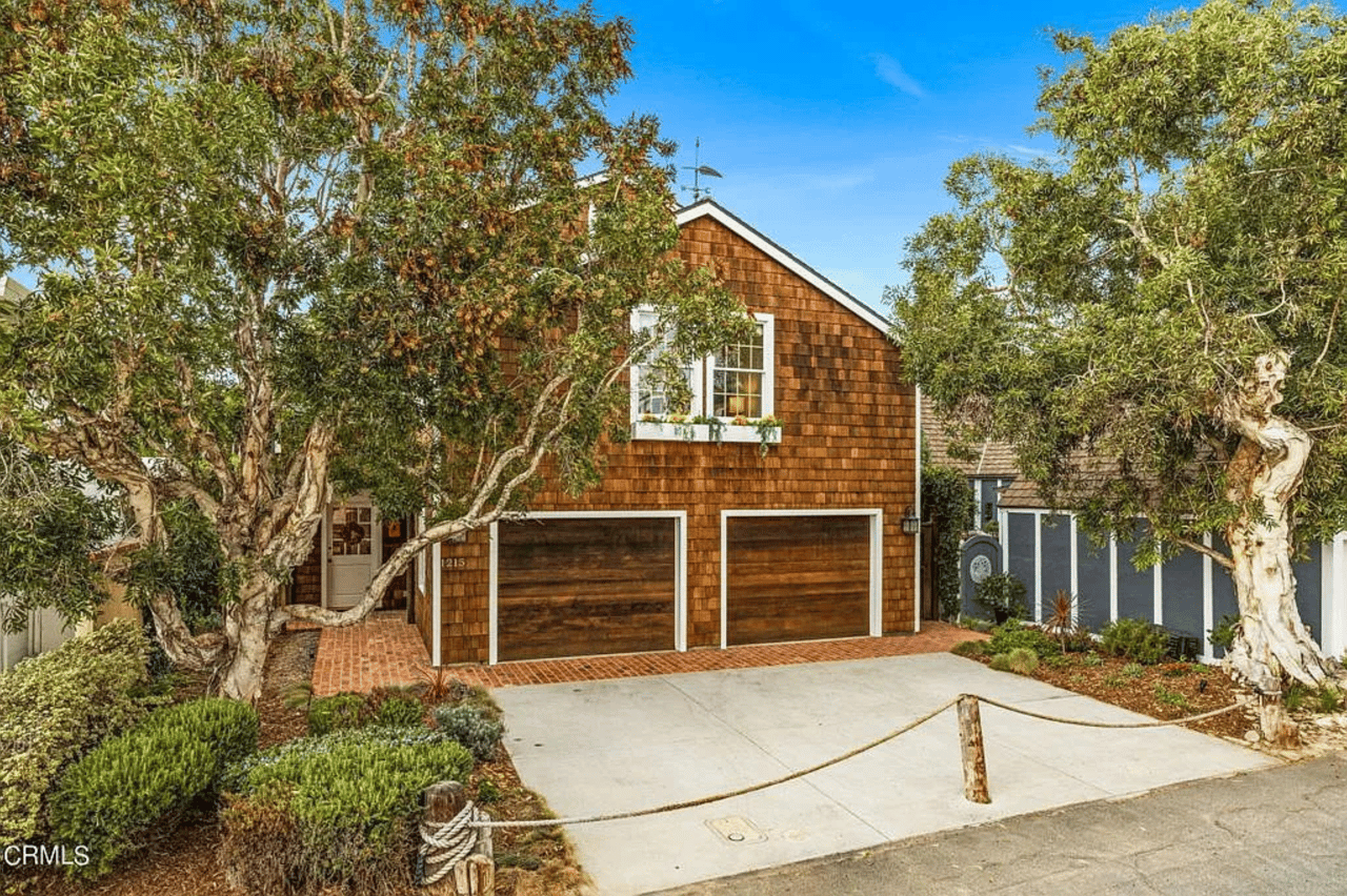 1215 Brunswick Lane
